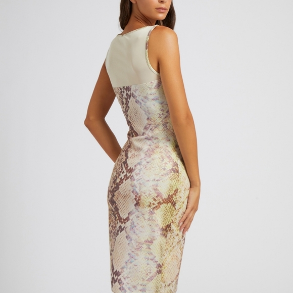 GUESS SCUBA DRESS - Picture 4 of 5